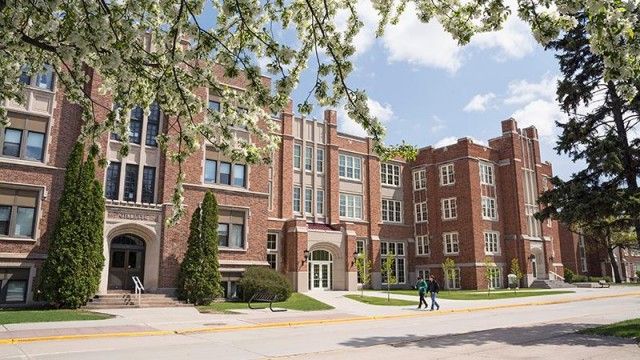 University of North Dakota Online