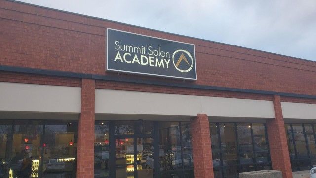 Summit Salon Academy - Lexington