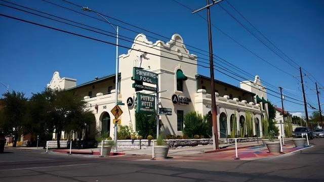 Aveda Institute - Tucson