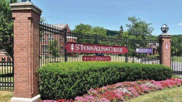 St. Thomas Aquinas College