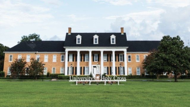 University of Holy Cross
