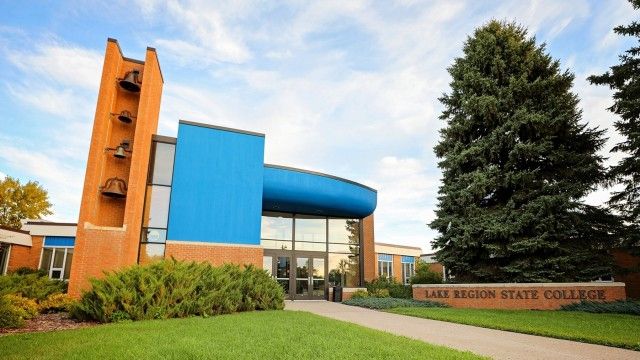 Lake Region State College