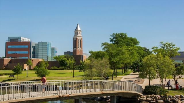 Oakland University